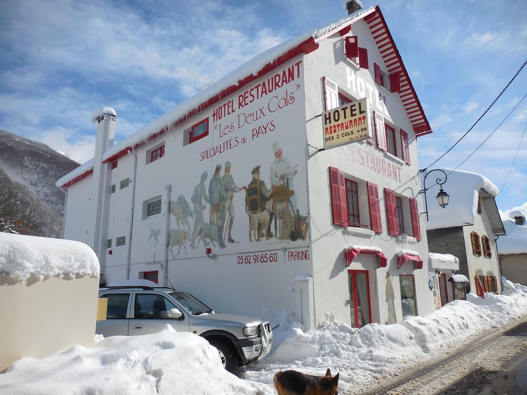 Hotel Les Deux Cols Sainte-Marie-de-Campan Exteriér fotografie